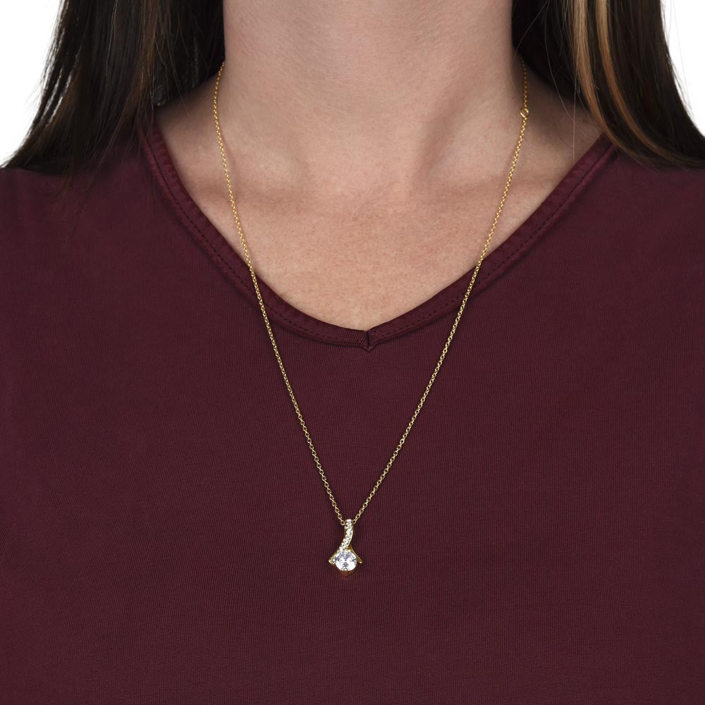 Alluring Beauty Necklace